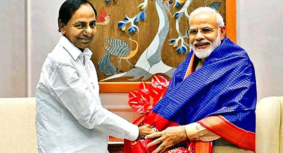 kcr vs modi bjp meeting held in hyderabad