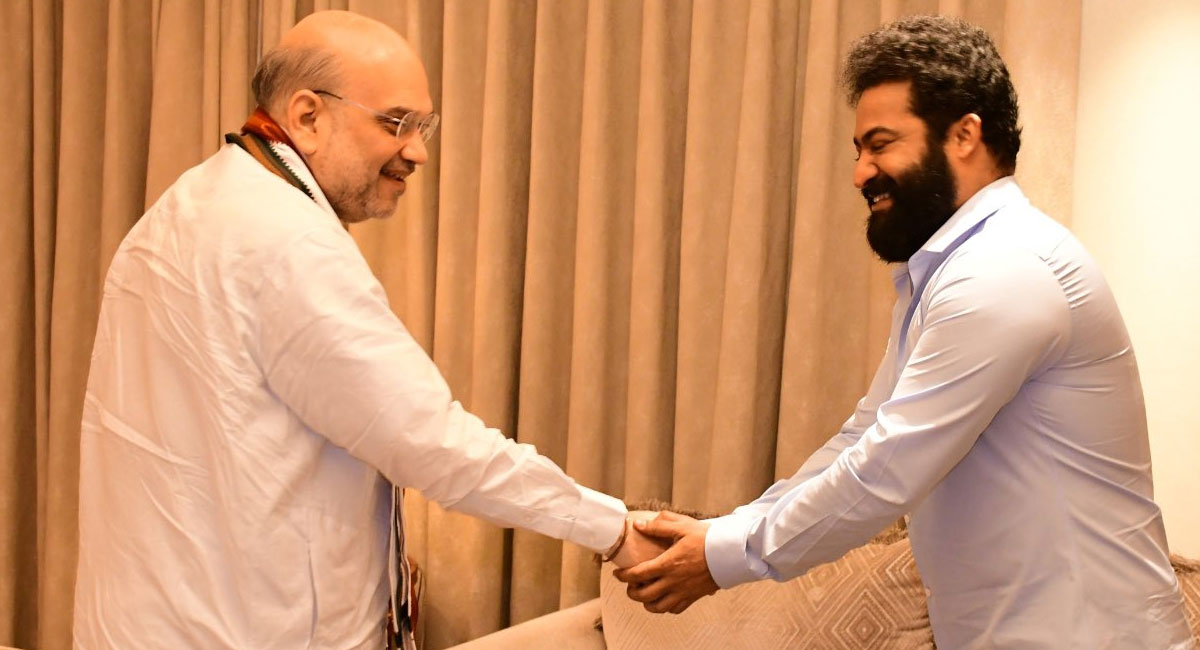 who is behind the dinner meet of amit shah and junior ntr