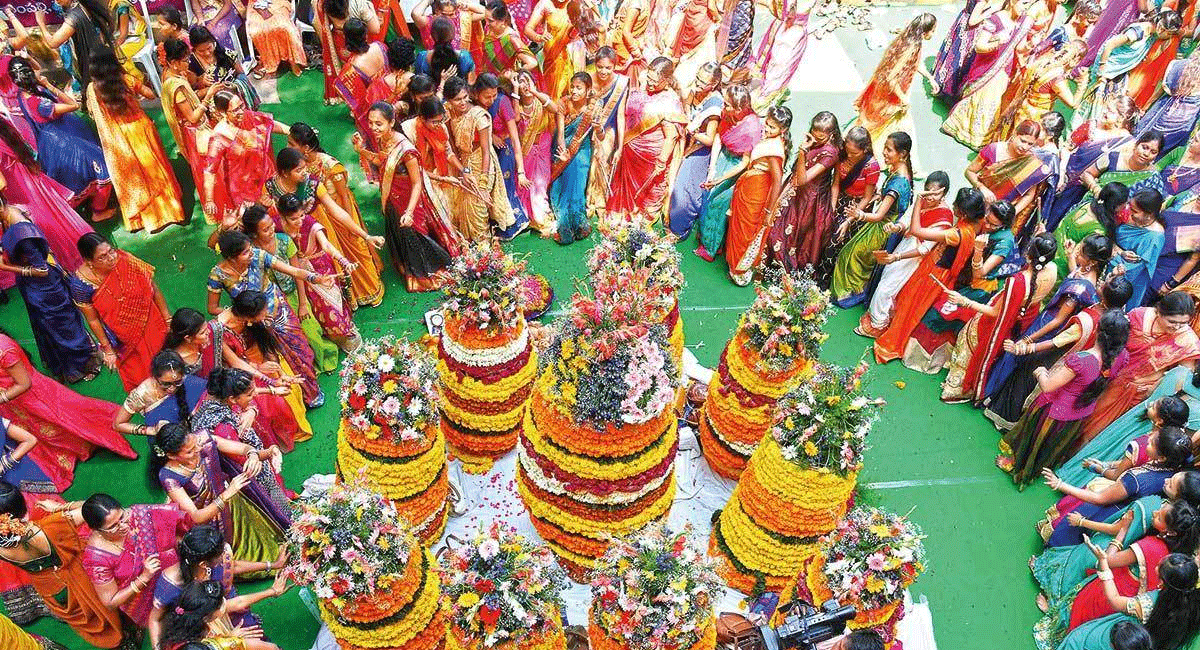 bathukamma festival.. Do you know which day to make an offering to the Goddess