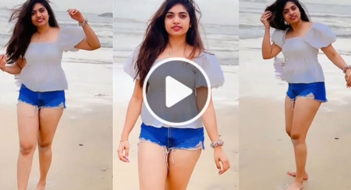 rithu chowdary latest video on beach goes viral